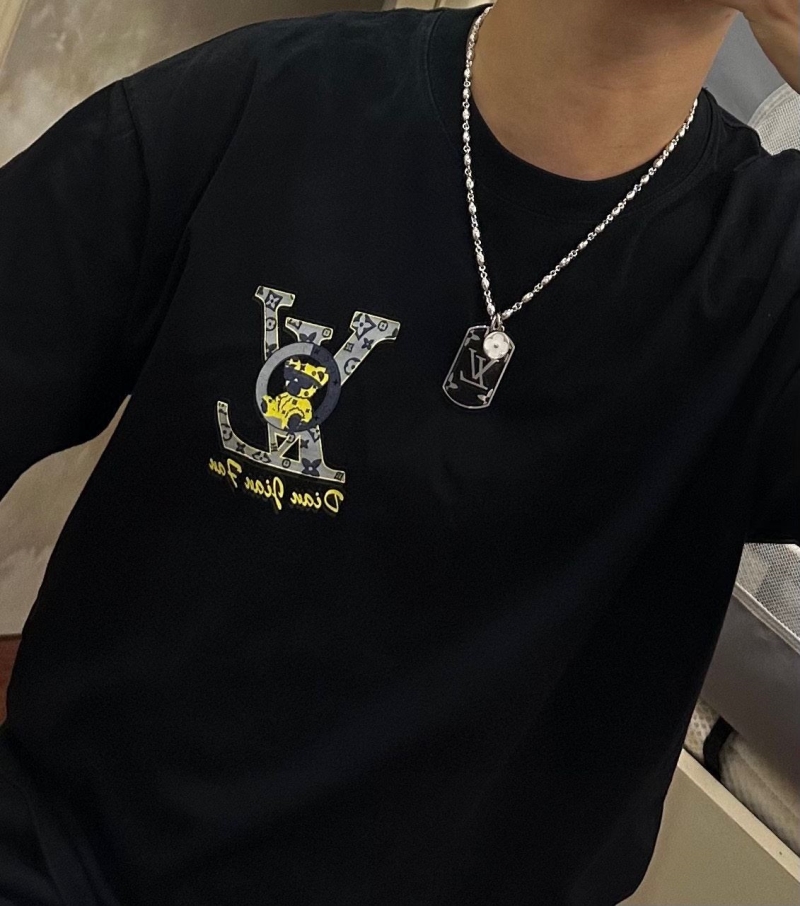 LV Necklaces